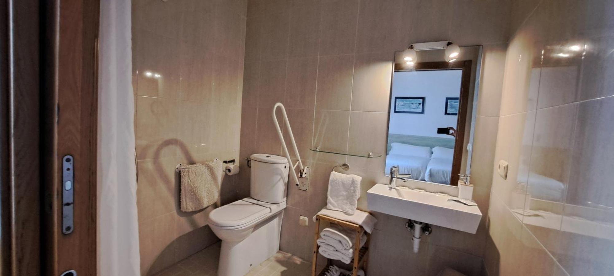Pensión Atxiki San Sebastián Habitación foto